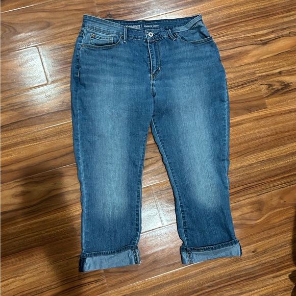 Levi Classic Blue Jeans - Picture 2 of 3
